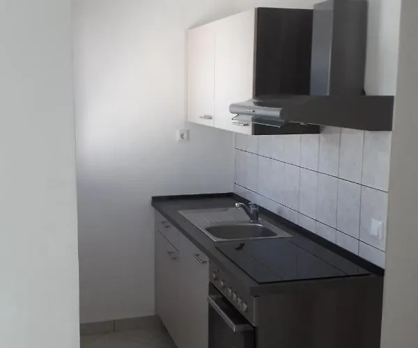 By The Sea Tkon, Pasman - 8454 Apartman *