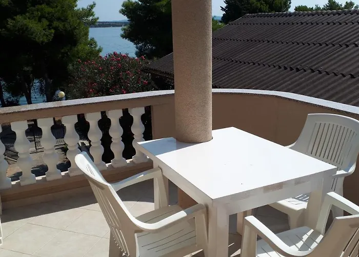 By The Sea Tkon, Pasman - 8454 아파트 *